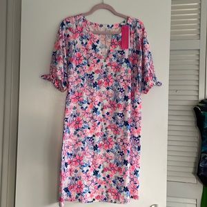Lilly Pulitzer Easley T-Shirt Dress. NWT. Size Medium